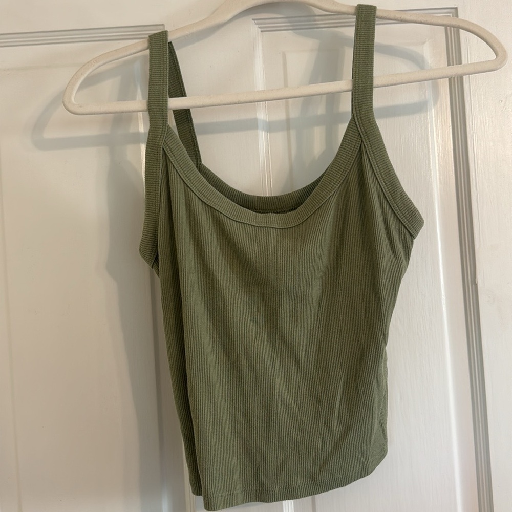 Abercrombie & Fitch. Soft A&F rib. Medium.